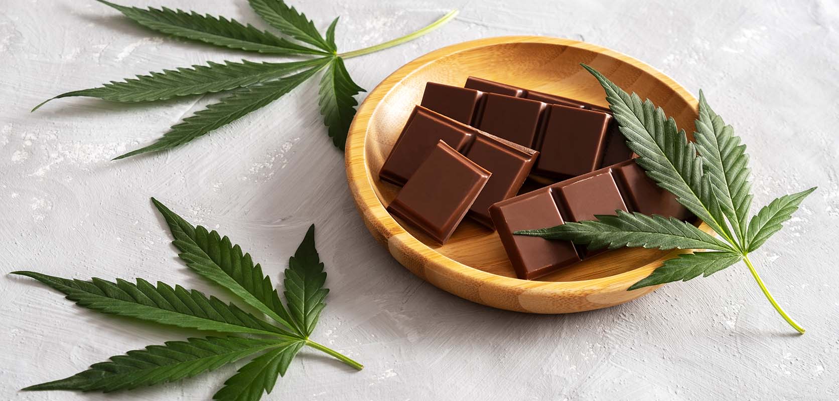 weed chocolate and shatter bars for sale online in Canada. 