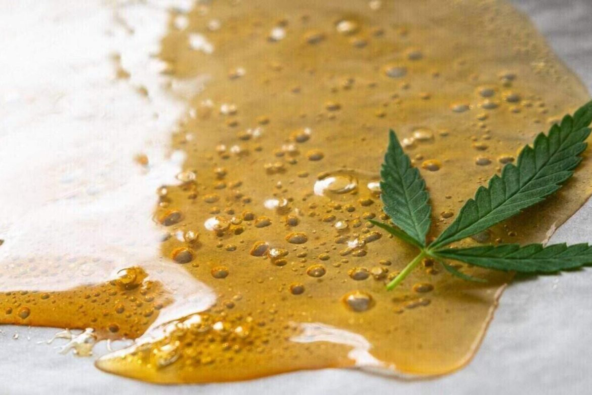 This expert guide will teach you how to make cannabis wax into liquid and the best techniques to ensure that you get quality juice every time. 