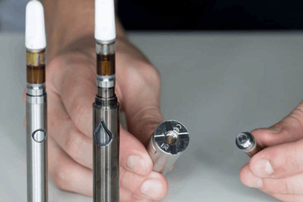 This expert article outlines and explains the simplest steps on how to unclog a THC cartridge - even beginners can apply these steps!