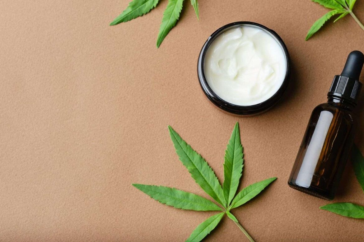 In this article, we take a closer look at how THC helps with pain, using pain cream with THC & where to buy the best THC cream for pain in Canada.