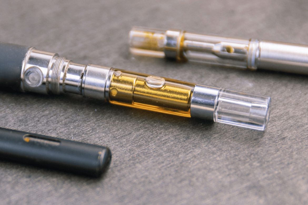 We show you how to use the highest-quality CBD pen in this guide. Explore the benefits of using CBD & get recommendations from top experts!