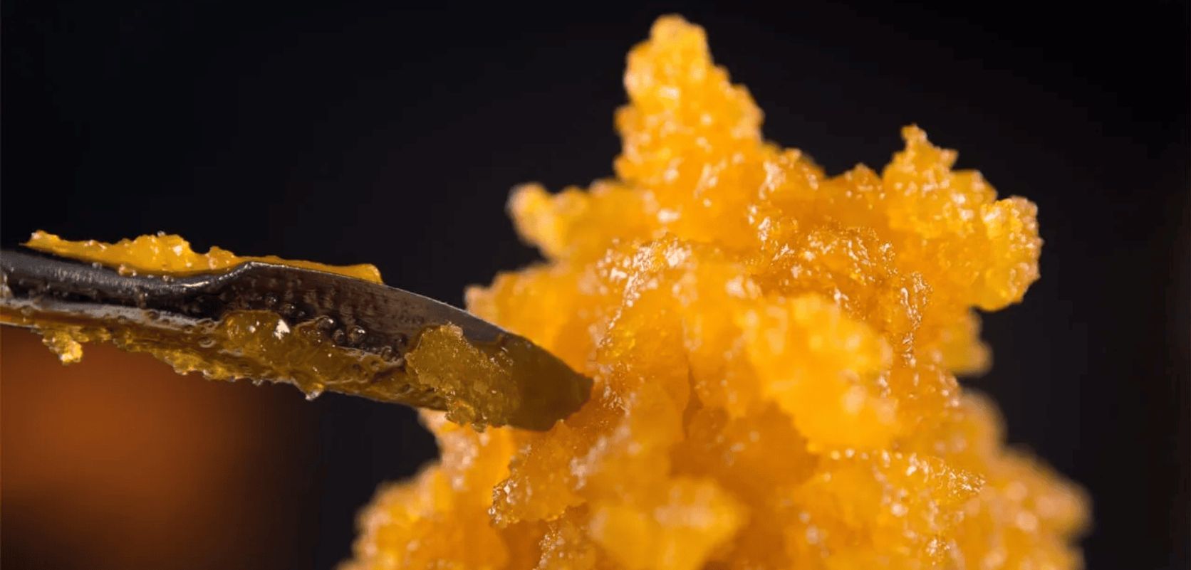 So, in the world of magical golden potions, living resin is the invitation to a fantastic cannabis adventure.