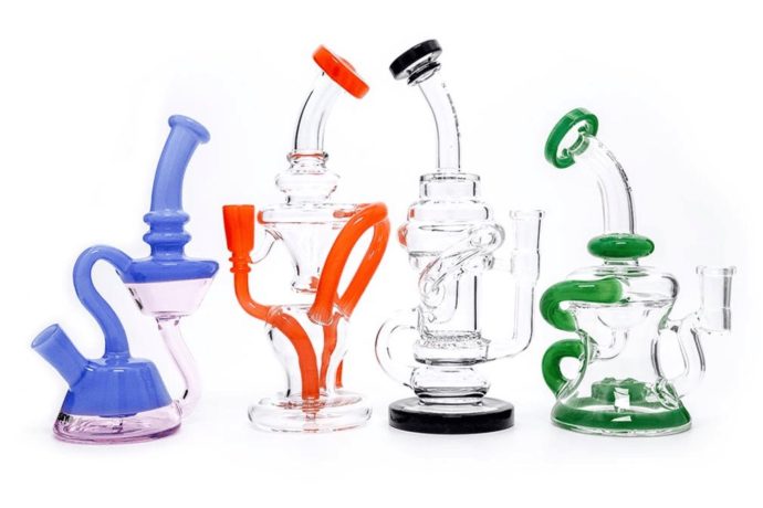 Wondering what dab rigs are? This article explains the equipment you will need for dabbing cannabis concentrates, including how to use & clean.